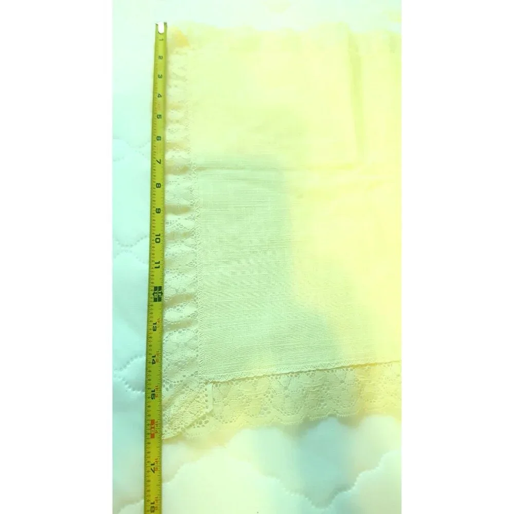 Set of 4 Vintage Lace Trim Linen Cloth‎ Napkins Pale Yellow 16